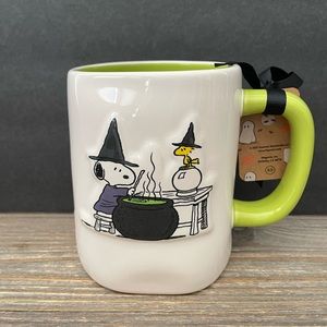 Rae Dunn Snoopy Halloween Cauldron Witchs Brew SNOOPY 2023 Mug Ceramic NWT Magen